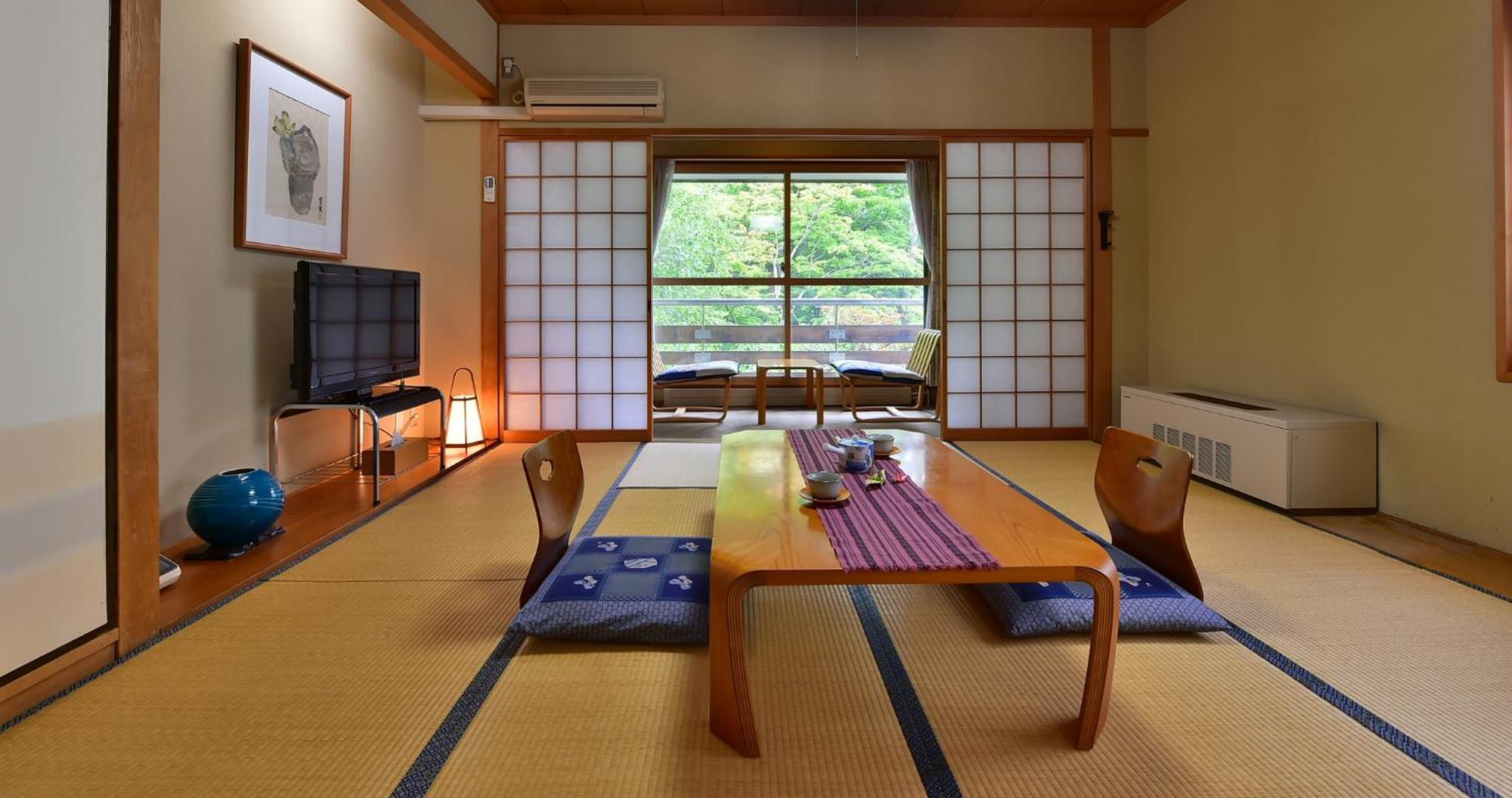 Kotobuki Hotel Yamanouchi  Buitenkant foto