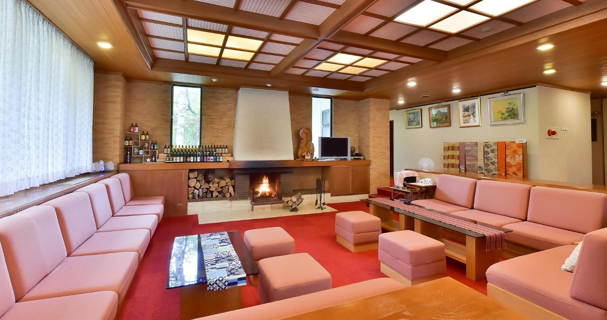 Kotobuki Hotel Yamanouchi  Buitenkant foto